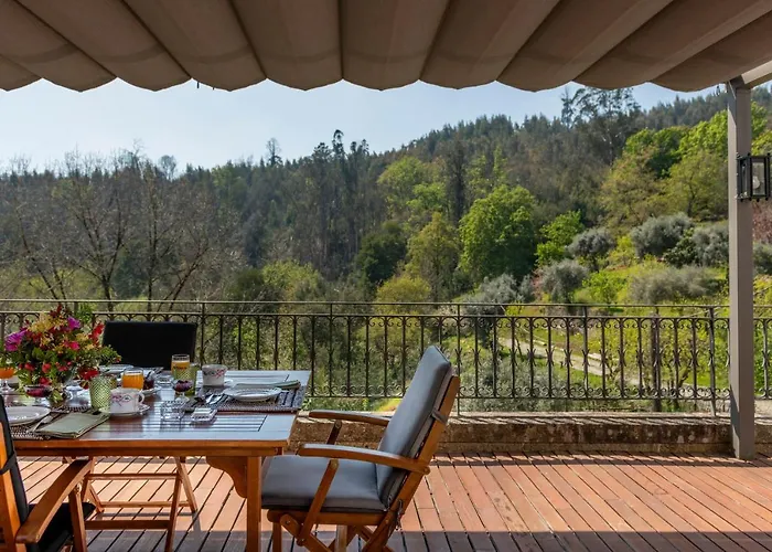 Gospodarstwo wiejskie Quinta De Mouraes Casa Dos Rododendros